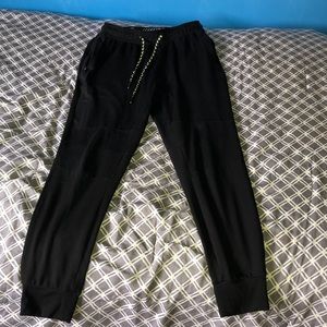 Black American Eagle men’s joggers